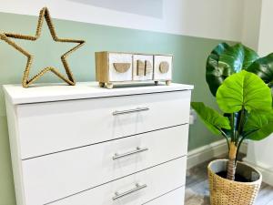 Stunning Apartment -Quick Access to Central London