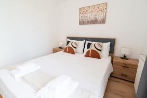 Elegant apartment in Agia Paraskevi-B2