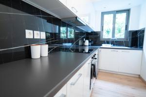 Elegant apartment in Agia Paraskevi-B2