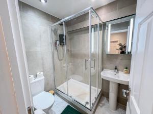 Sleek studio flats in Euston, Islington near Regents Park