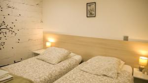 Appartements Appartement 1-4 pers - Aeroport CDG, Parc Expo, Villepinte - A L'Ombre du Pin 