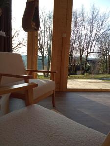 Maisons d'hotes LAPAUSEDEGOUT piscine chambres climatisees jacuzzi terrasse : photos des chambres