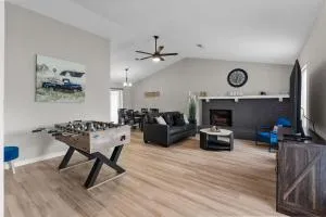 Flower Mound Gem - House & Pool - Little Elm