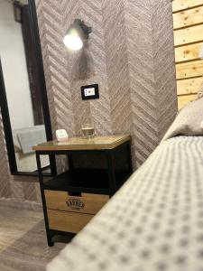 Airport Air Terminal 21