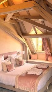 Hotels Abbaye De Villeneuve : photos des chambres
