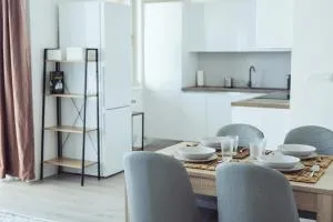 Modern 1 Bedroom Apartment ǀ AC, Free Parking - Prievoz