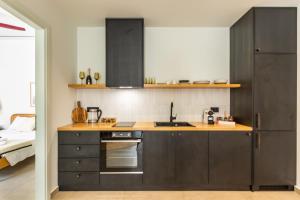 Marianna Suites