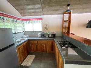 Peace Home in Quepos near Beaches & Mountains