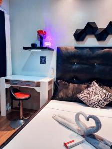 SNOW Apartment - Near Clark International Airport and Dinosaurs Island