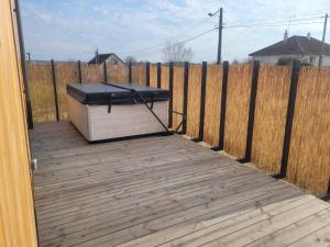 Chalets Le chalet de Lenny- spa- borne recharge- wifi : photos des chambres