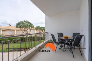 #284 Vista das Ondas by Home Holidays