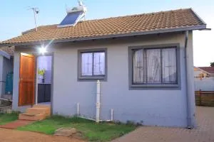 Zone 4 Main House - Bochum