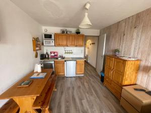 Studio Cabine avec WIFI et vue splendide sur le lac et les montagnes