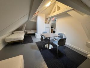 Charming 3P en attique Genève Veyrier Salève