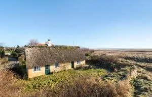 4 Bedroom Gorgeous Home In Fanø - ريبي