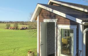 Lovely Home In Kråketorp With Wifi