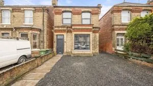 Santi House - Hubberts Bridge