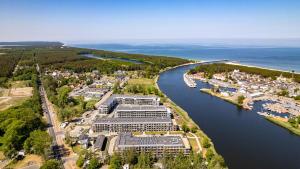 Apartament DZIWNA RIVER z frontowym widokiem na rzekę i basenem Dziwnów EPapartamenty