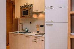 Elegancia en la plaza de Vigo by CABANA Rentals