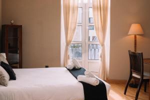 Elegancia en la plaza de Vigo by CABANA Rentals