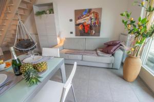Terrazza a Lago - Condo modern two-storey flat with pool and terrace