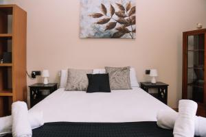 Elegancia en la plaza de Vigo by CABANA Rentals