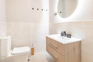 Apartment with parking and patio - Center by REMS