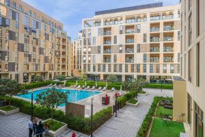 Private Tropical Poolside Studio by Blue Cloud Holidays