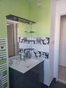 Sanary-sur-mer superbe appartement au calme