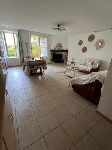 Appartements Les Platanes - Rambrandt Rez de Jardin : photos des chambres