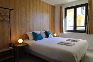 Appartements Appt T2, terrasse, Piscine, acces plage : photos des chambres