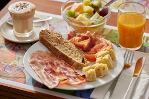 Barcelona Century Hotel