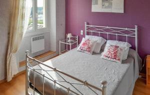 Maisons de vacances Nice Home In St Ambroix With Wifi : photos des chambres