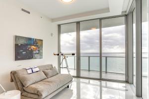 Condo at Amrit Ocean Resort with Panoramic Views