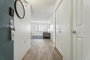 Legacy at Imperial Village 808 I 1 Bed 1 Bath