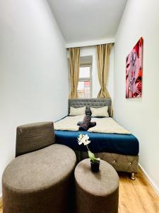 9BR Apartment for 18P, 12Min Walk to Augarten