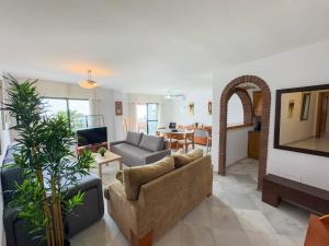 Torrequebrada Views - Turistea