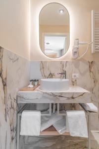 Trevi Imperial Suite 1