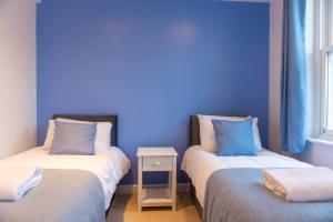 Charlotte House 2bed 2bath Retreat For 6 Guests