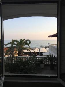 Studio with Sea View room in Apartmani Lukšić