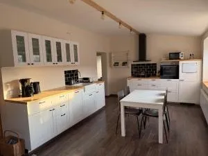 Helle, große Unterkunft in ländlicher Umgebung - Sörup