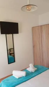 Habitación con baño privado cerca de la catedral en zona con aparcamiento gratis - Electra Industrial