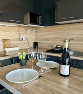 Appartements LE JULA - APPARTEMENT T2 PROCHE CENTRE VILLE - Parking prive : photos des chambres
