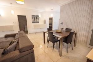 Charming 3br Maisonette Sliema
