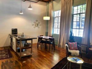 Downtown Lynchburg, Panel Loft, LYH Va Virginia