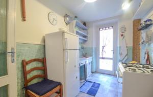 2 Bedroom Amazing Home In Casoli