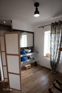 Maisons d'hotes LA DOLOREANNE : photos des chambres