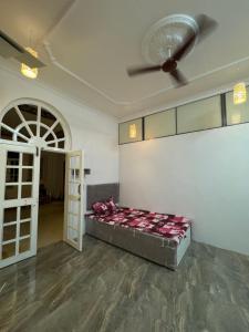 Single room near charminar
