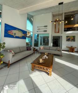 Casa cpiscina e vista p Ilha das Cabras-Ilhabela