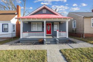 Lively Bungalow Retreat Near Belle Isle, RVA!